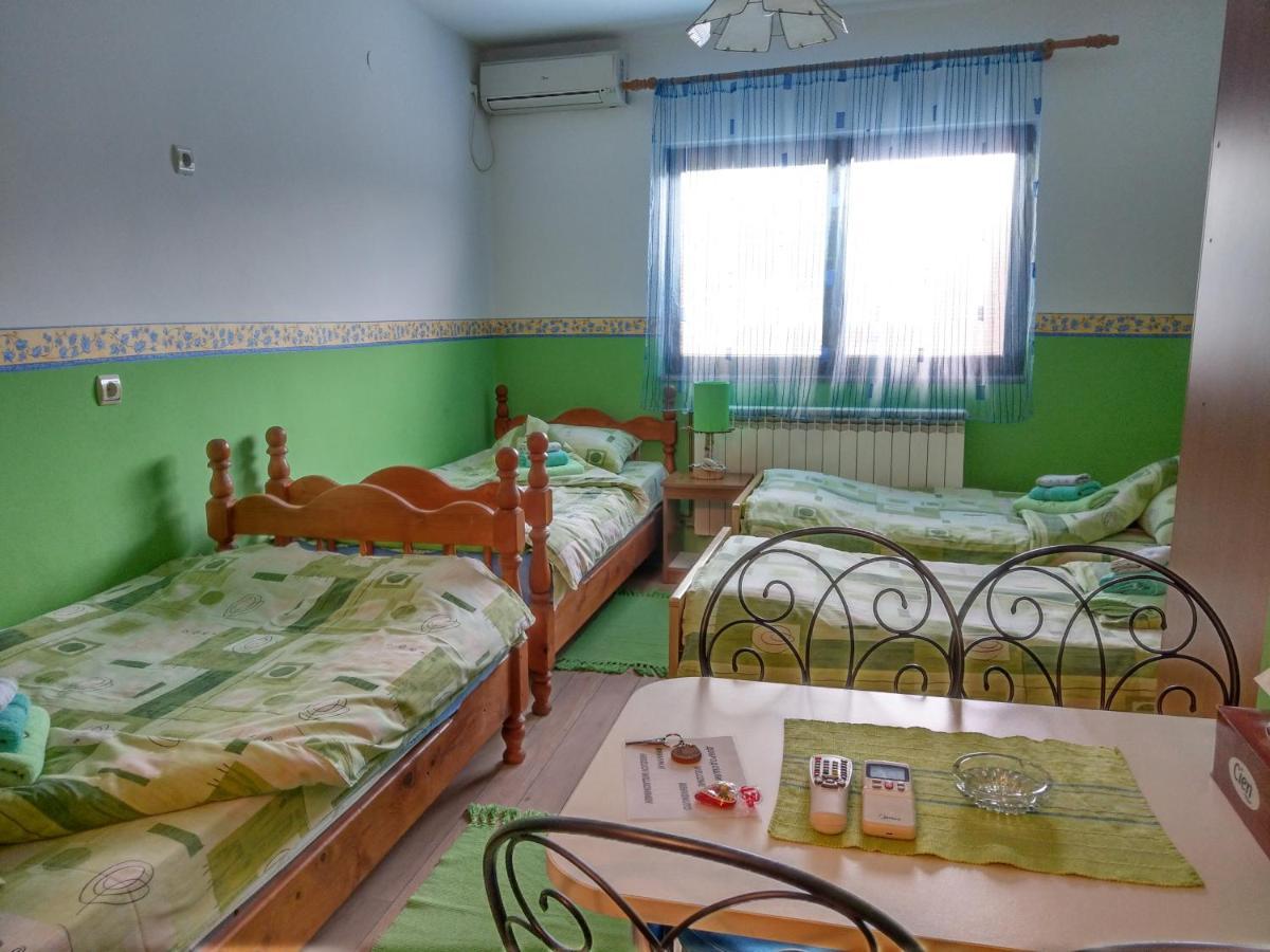 Apartment Harmonija アパティン エクステリア 写真